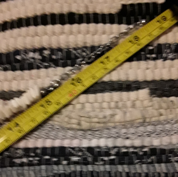 Vintage Puka Shell Choker - Picture 9 of 9